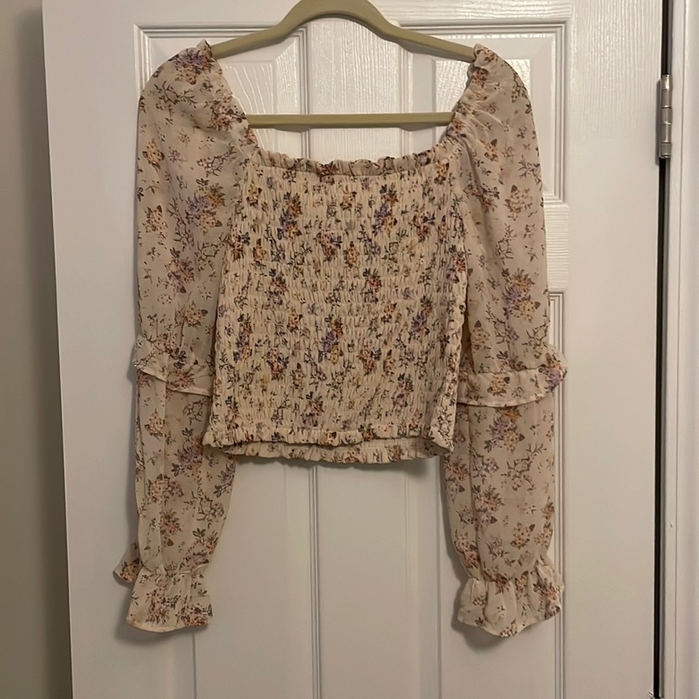 Long Sleeve scrunched crop top